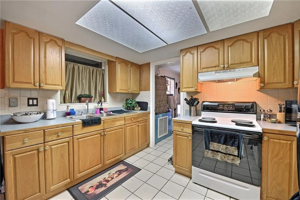 Photo of 3221 SE Hibiscus Street