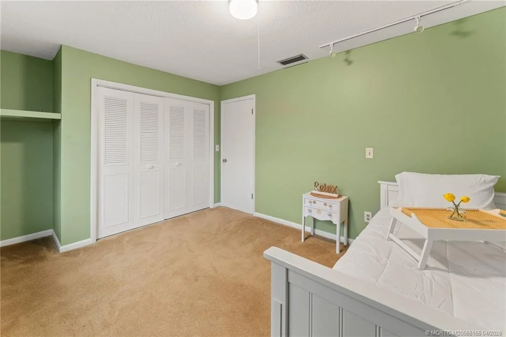 Photo of 1858 NW Azalea Street