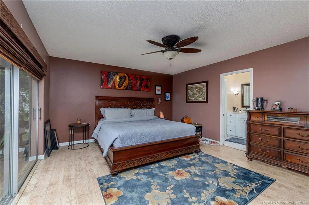 Photo of 4012 SE Fairway West