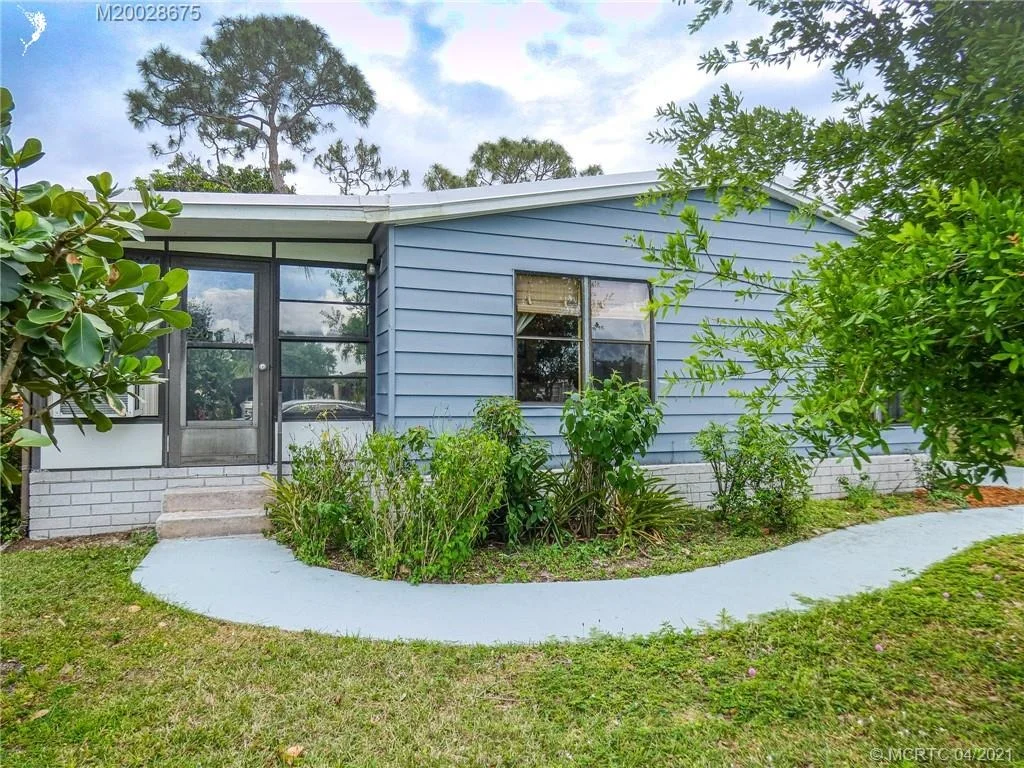Photo of 2842 SW Toronado Trail