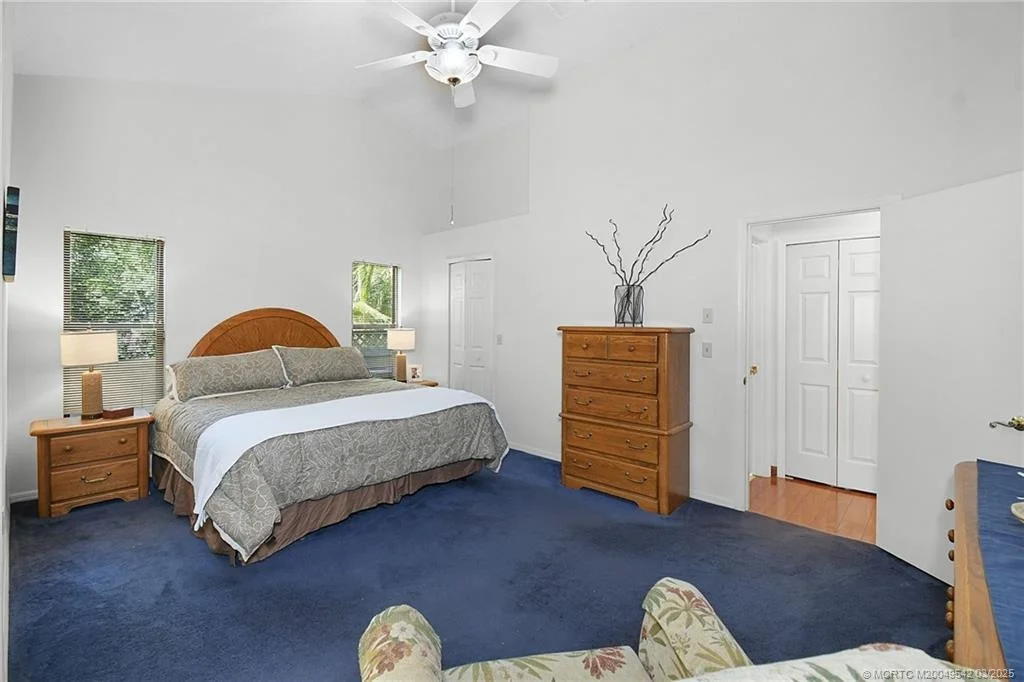 Photo of 8010 SE River Lane