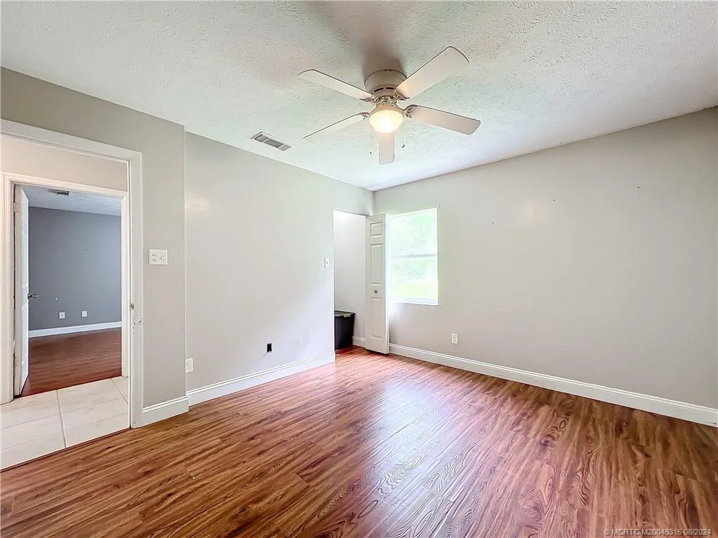 Photo of 5204 Silver Oak Drive