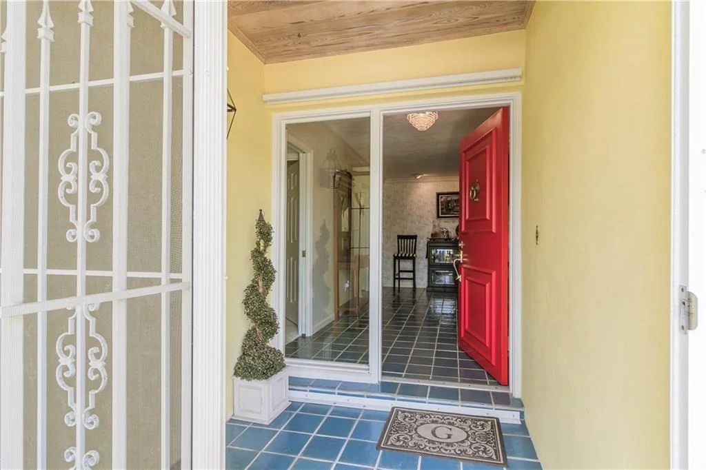 Photo of 2821 SE Fairway W