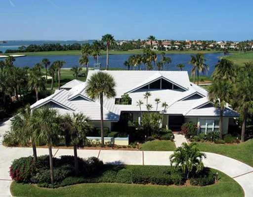 Photo of 6461 SE HARBOR Circle