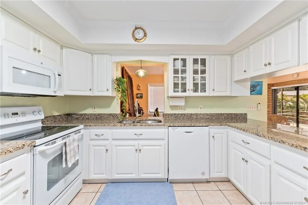 Photo of 4429 SE Bayshore Terrace
