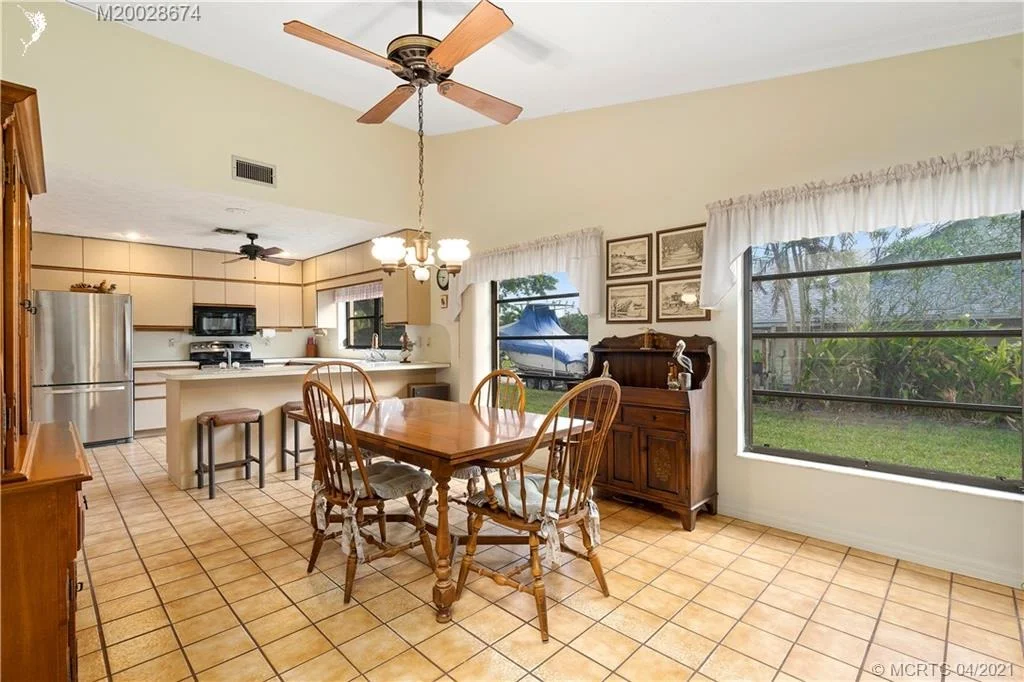 Photo of 5558 SE Major Way
