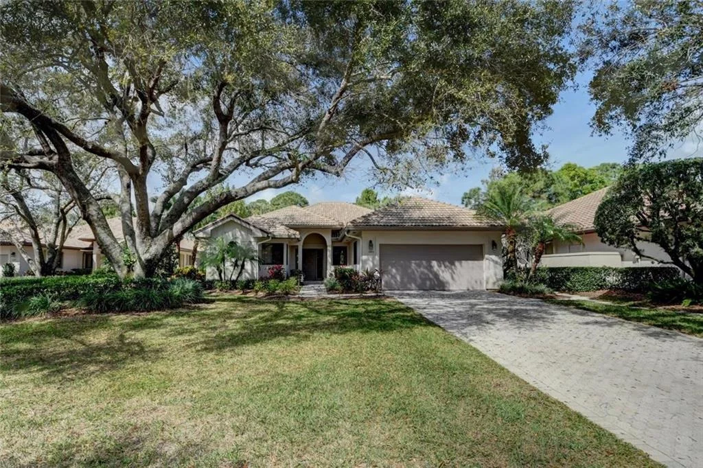 Photo of 3312 SE Cambridge Drive