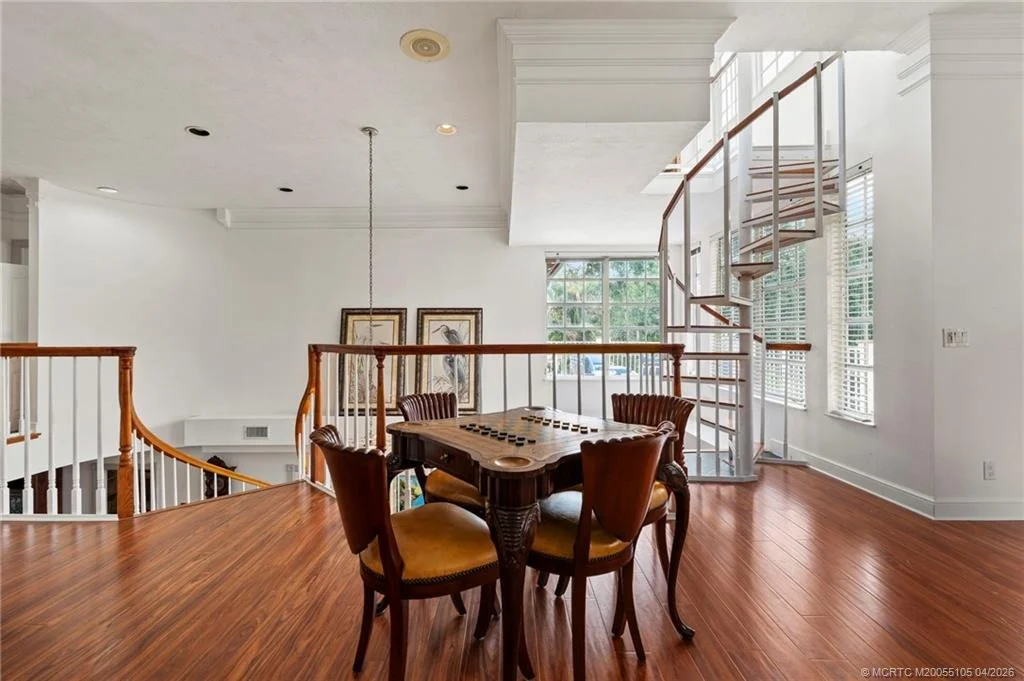 Photo of 6 Castle Hill Way