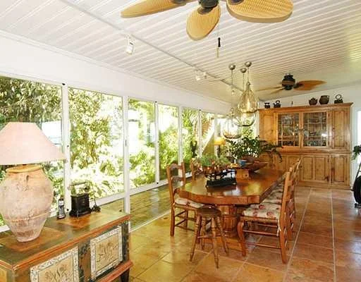 Photo of 1003 SE RIVERSIDE Drive