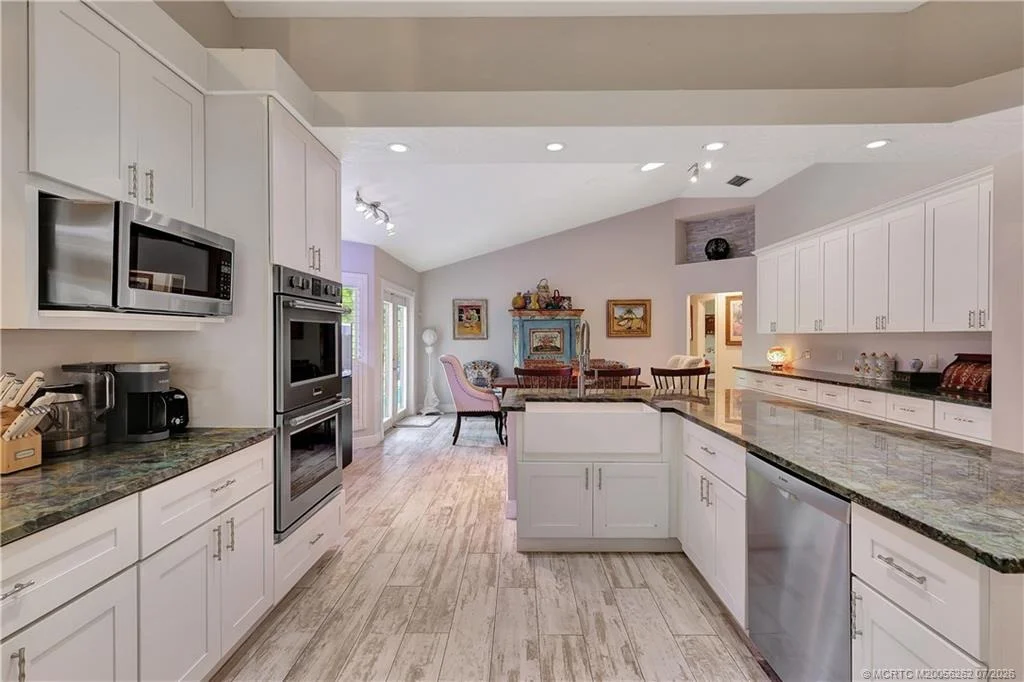 Photo of 1863 NW 22nd Street