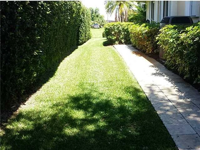 Photo of 4330 SE Bayshore Terrace