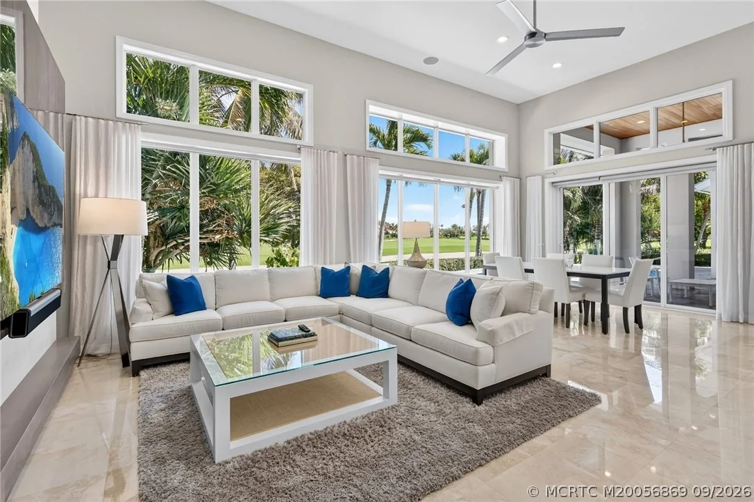 Photo of 7037 SE Harbor Circle