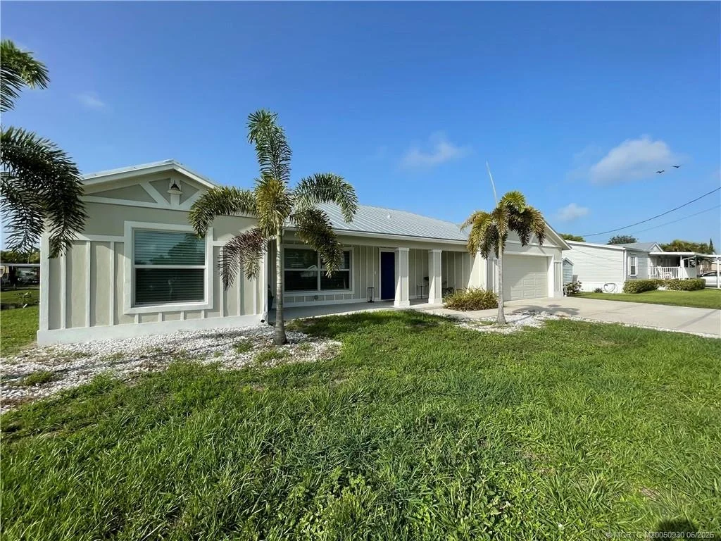 Photo of 2608 SE 32nd Street