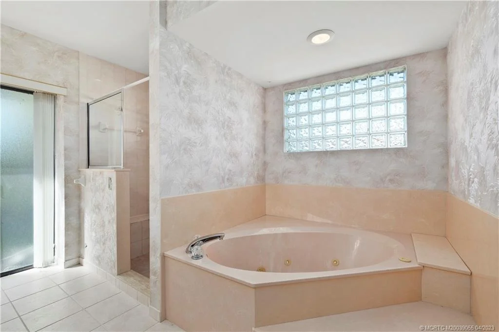 Photo of 5374 SE Inlet Place