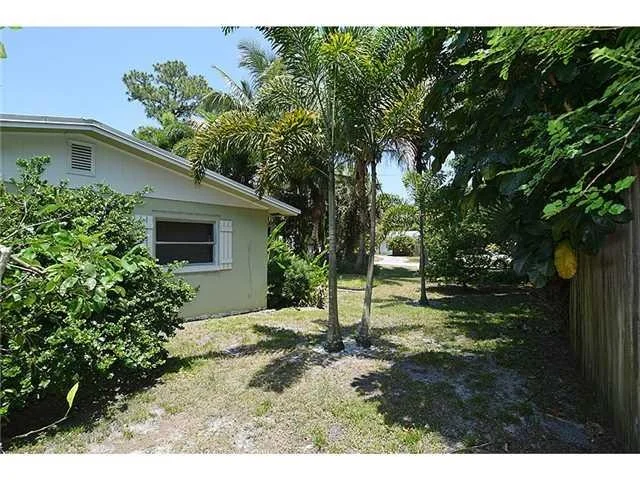 Photo of 418 SE KRUEGER Parkway