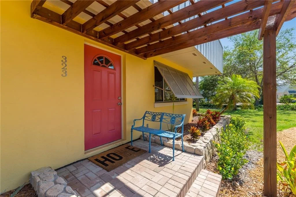 Photo of 323 SE Egret Place