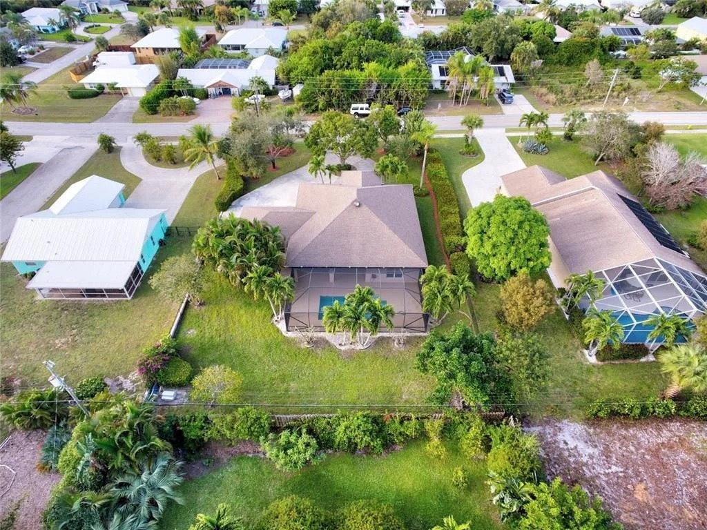Photo of 5124 SE Horseshoe Point Road