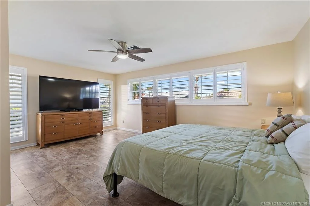 Photo of 3011 SE Fairway W