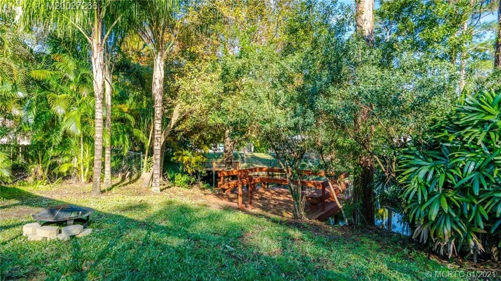 Photo of 7910 SE River Lane