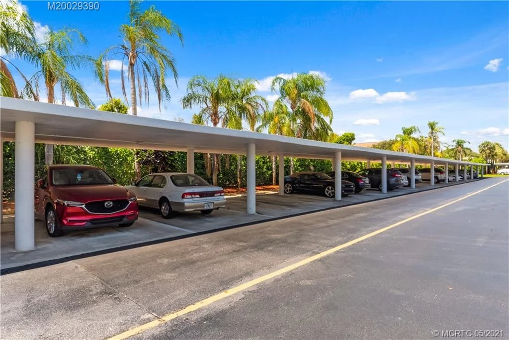 Photo of Unit 203E at 300 N Highway A1A