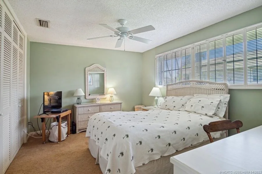 Photo of 2871 SE Fairway West