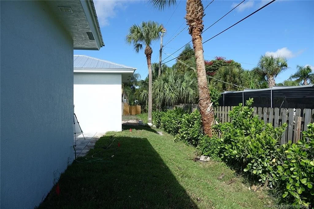 Photo of 1103 NW 12th Terrace