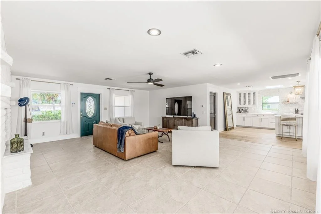 Photo of 107 Springhill Drive