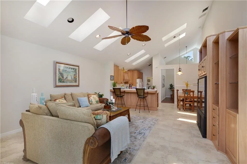 Photo of 6917 SE Harbor Circle