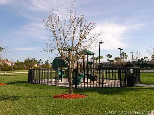 Photo of 5508 SE GRAHAM Drive