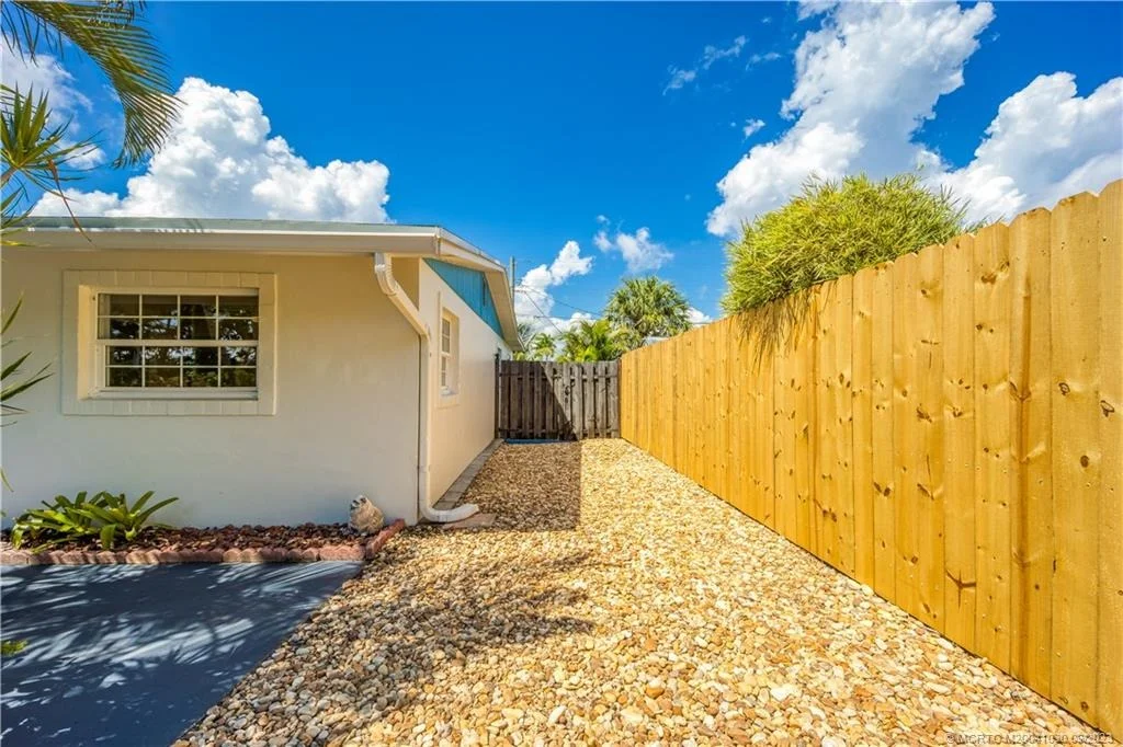 Photo of 504 SE Parkway Drive