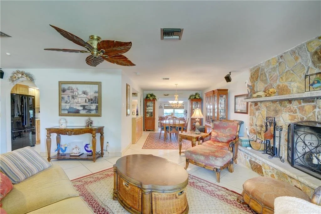 Photo of 4893 SE Pilot Way