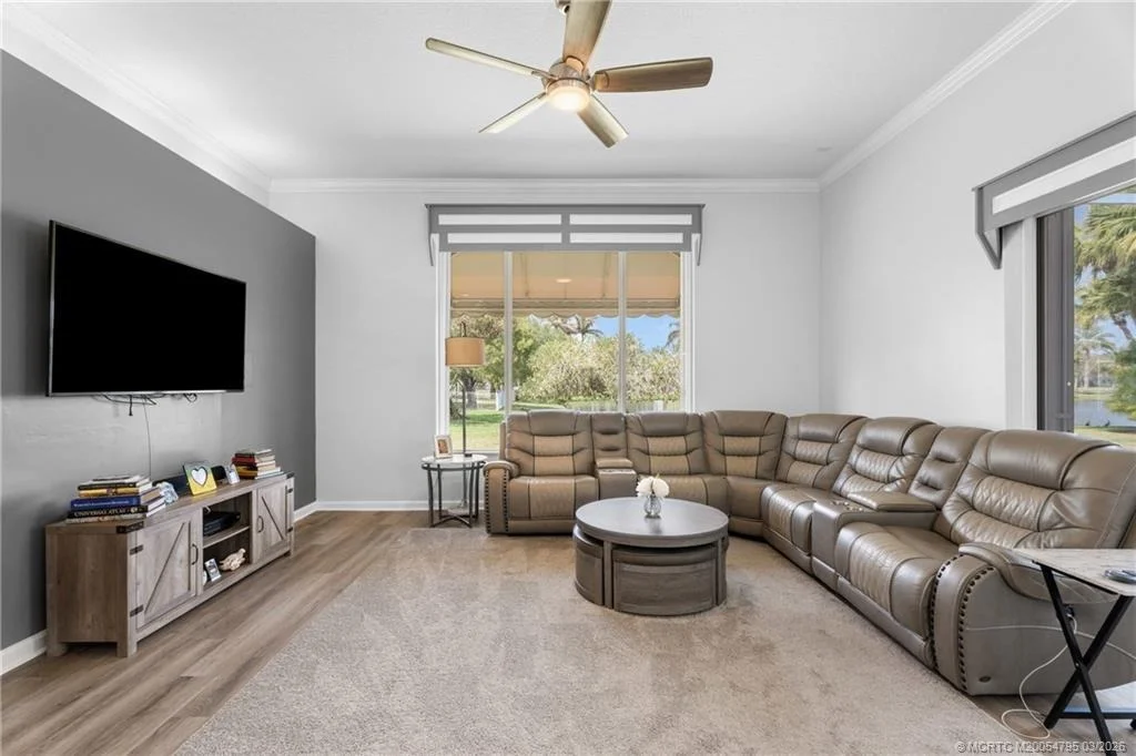 Photo of 758 SW Blue Stem Way