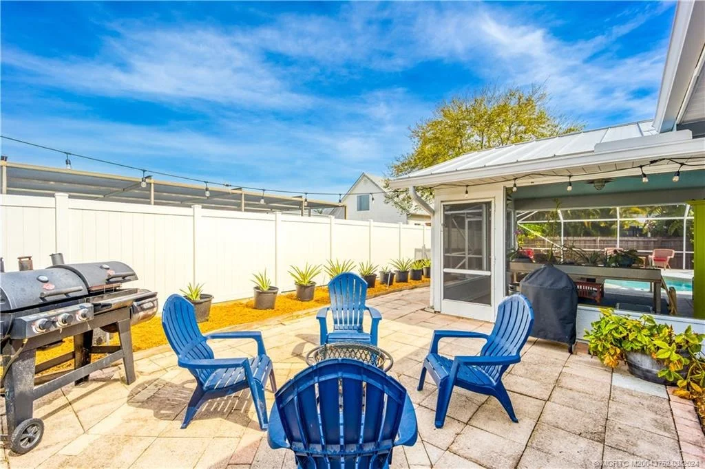 Photo of 5249 SE Horseshoe Point Road