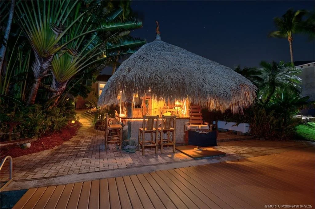 Photo of 2492 NW Everglades Boulevard
