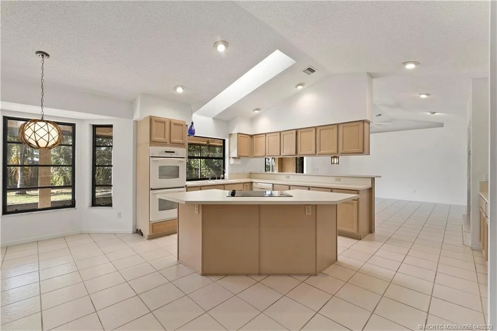 Photo of 5374 SE Inlet Place