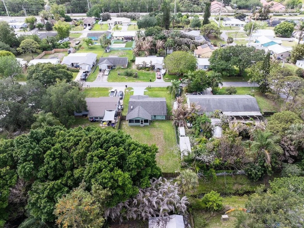 Photo of 3143 SE Banyan Street