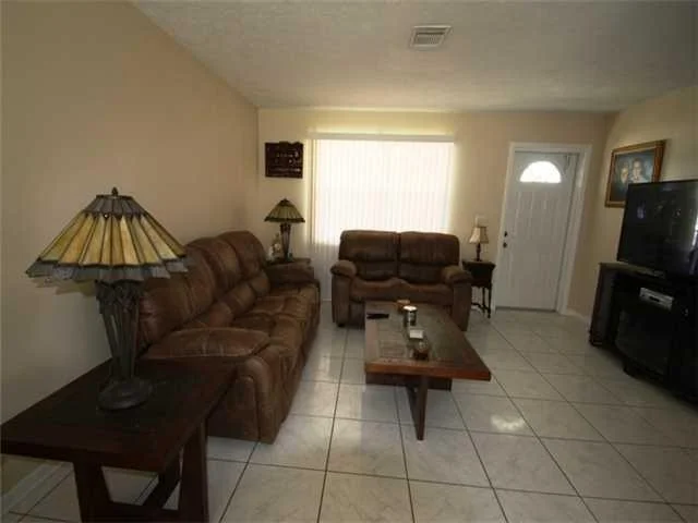 Photo of 5432 SE Nassau Terrace