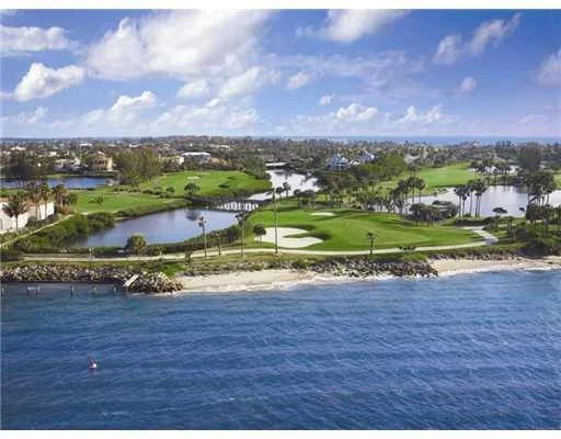 Photo of 6976 SE HARBOR Circle