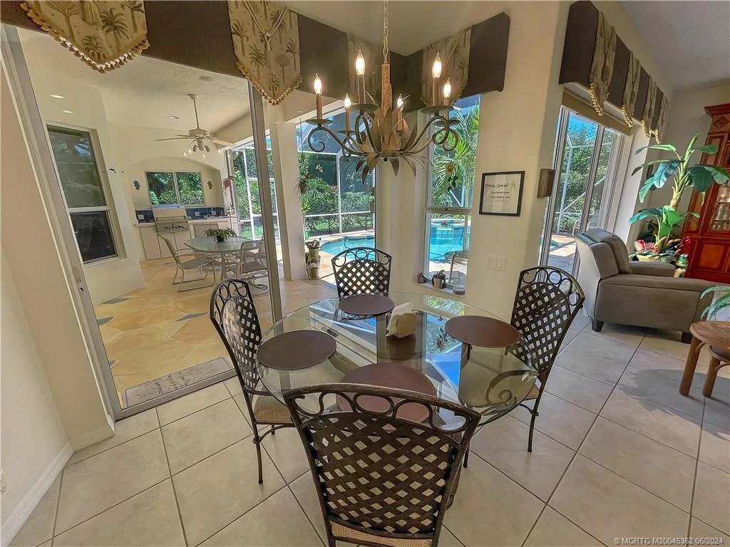 Photo of 8020 SE Sequoia Drive