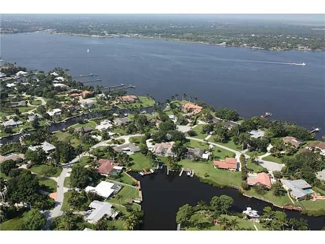 Photo of 1729 NW River Trail