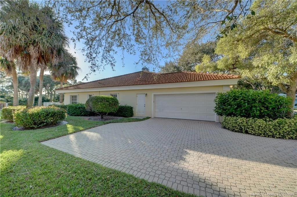 Photo of 2765 Tecumseh Drive
