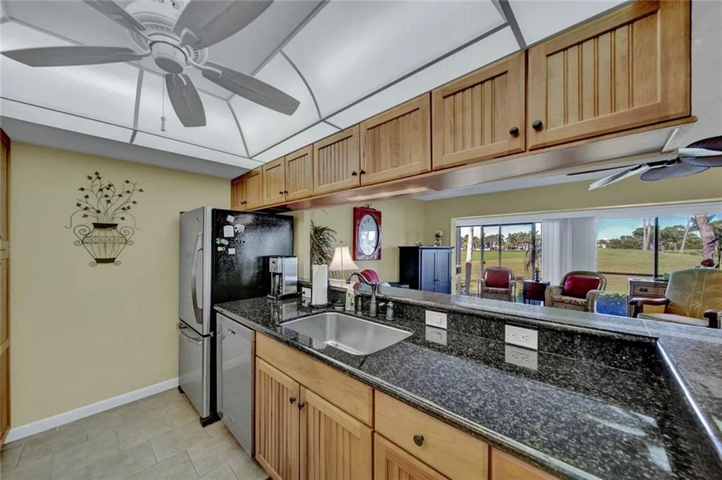 Photo of 333 NE Golfview Circle