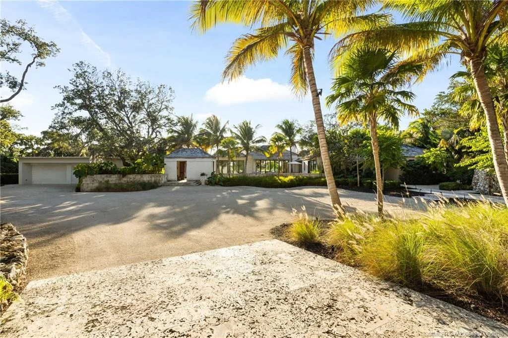 Photo of 109 S River Road
