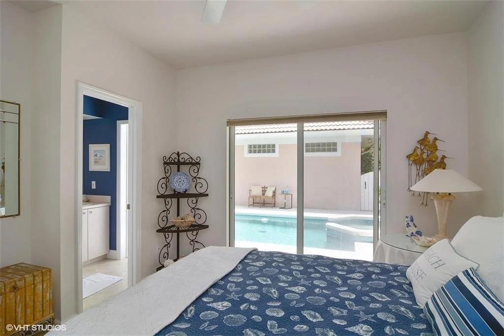 Photo of 1590 SE Cypress Glen Way
