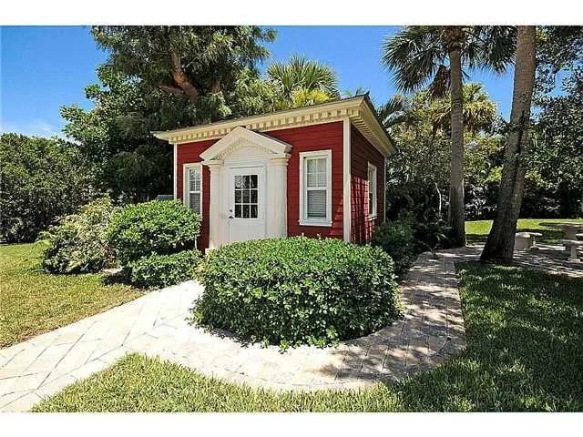 Photo of 8 Castle Hill Way