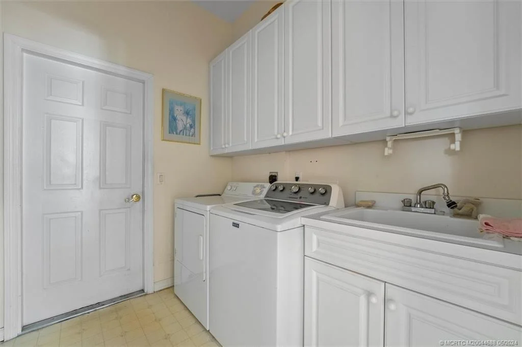 Photo of 3375 SE Court Drive