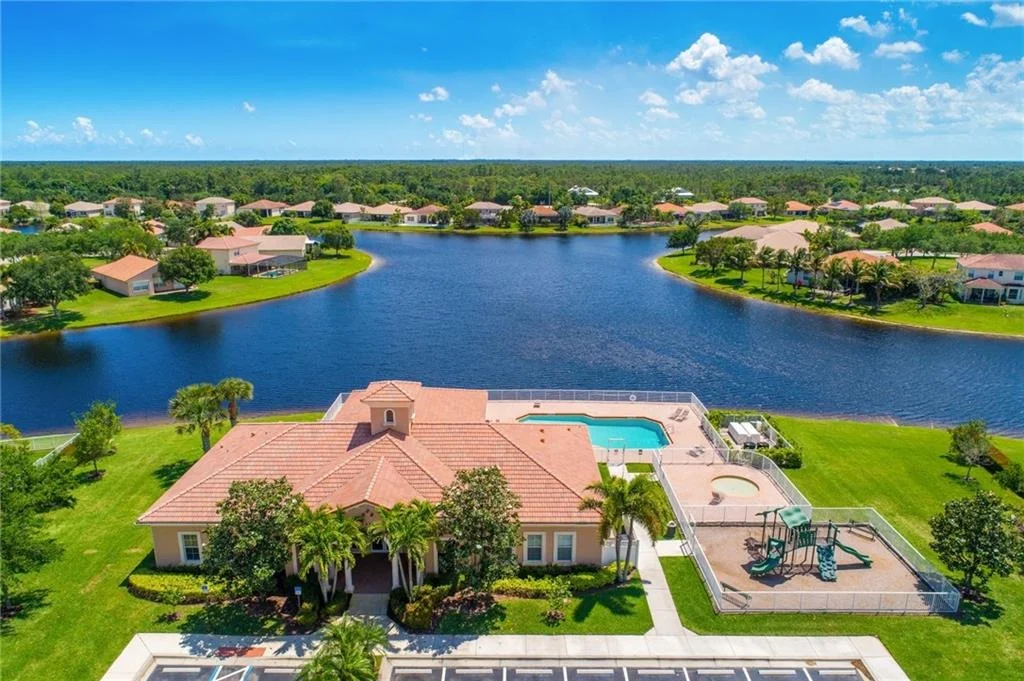 Photo of 1417 SE Legacy Cove Circle