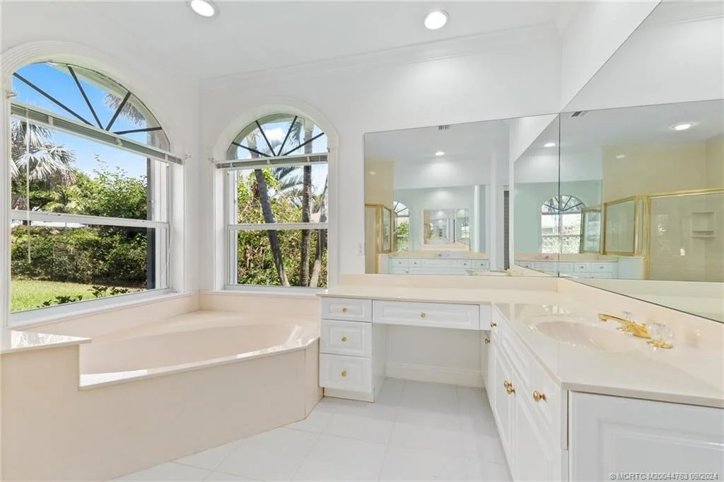 Photo of 60 N River Road