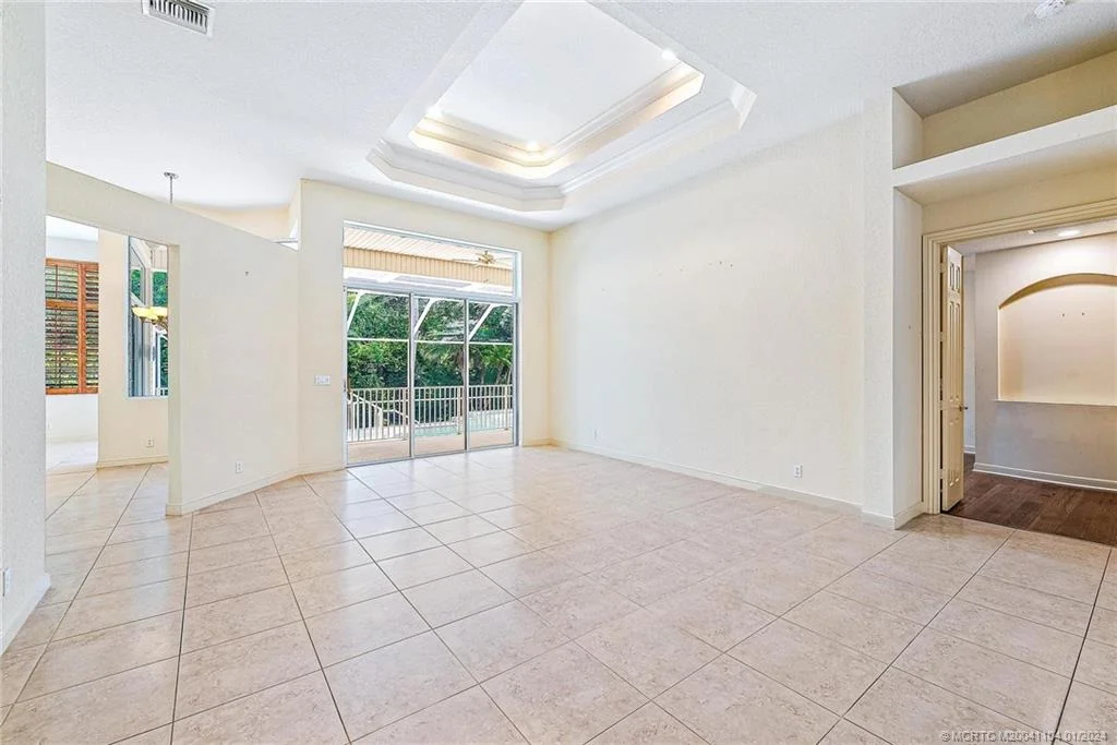 Photo of 105 Henry Sewall Way