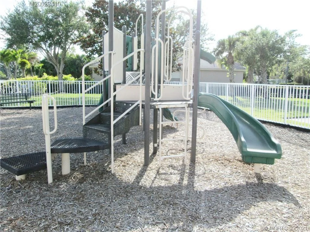 Photo of 1381 SE Legacy Cove Circle